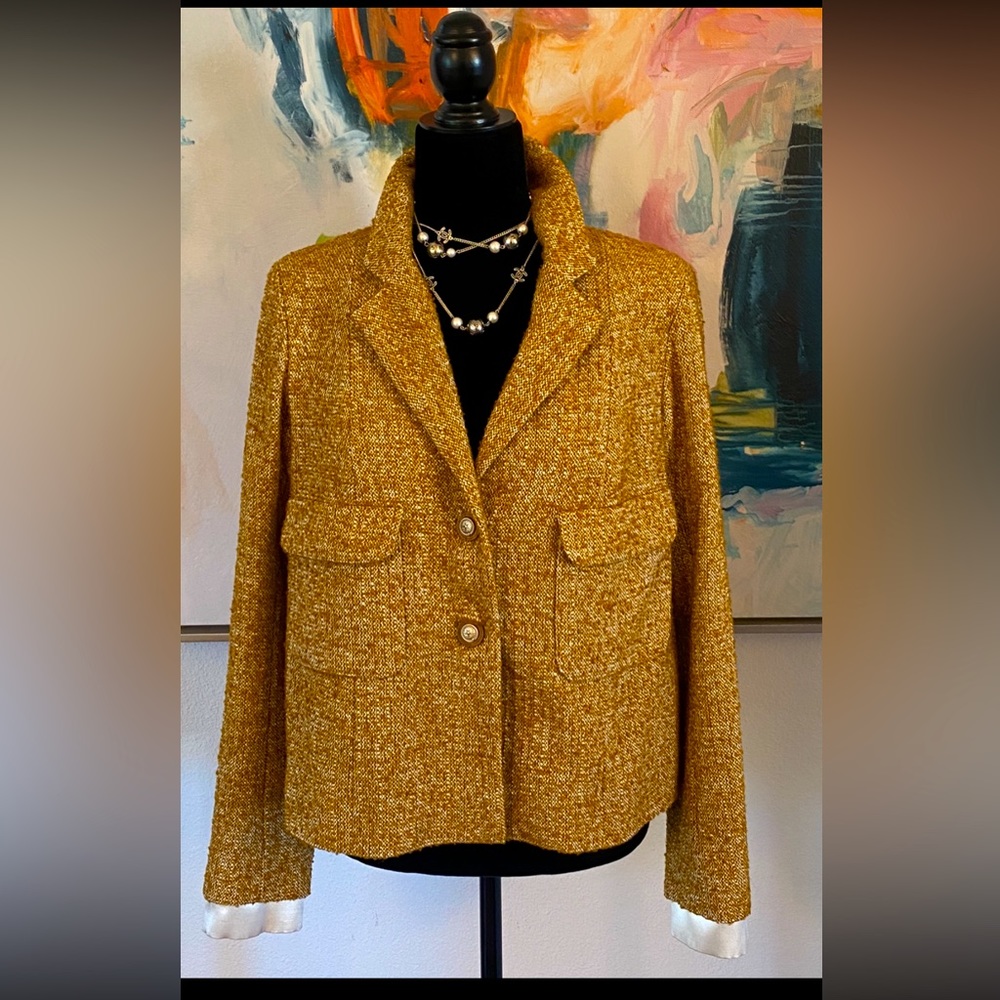 NWT CHANEL Wool Tweed Jacket (light brown) Ochre/white. With silk cuffs.